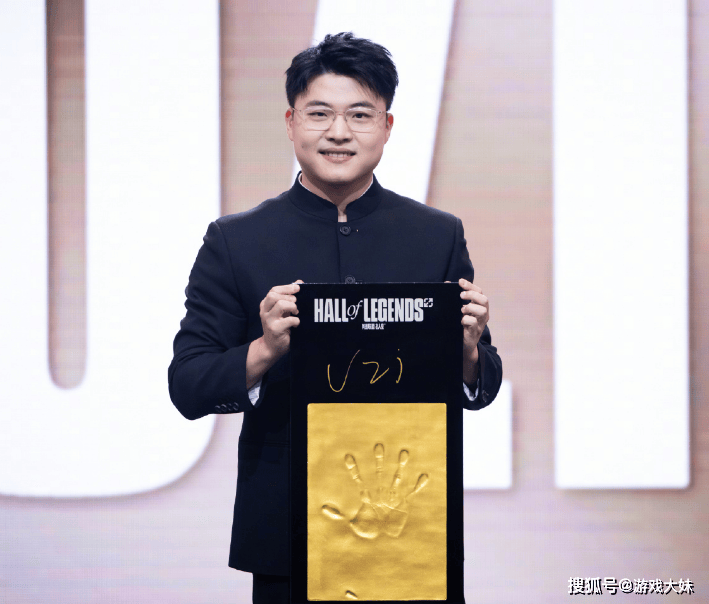 RNG被外卖公司收购，Uzi有复出希望，双方早有合作