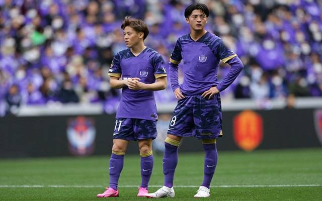 日联杯半决赛！横滨FCvs广岛三箭，谁能占据晋级先机？