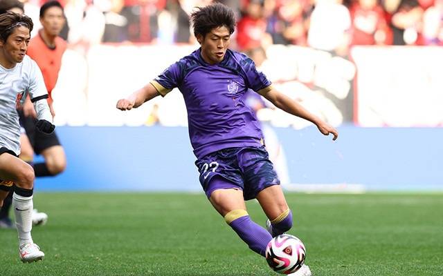 日联杯半决赛！横滨FCvs广岛三箭，谁能占据晋级先机？