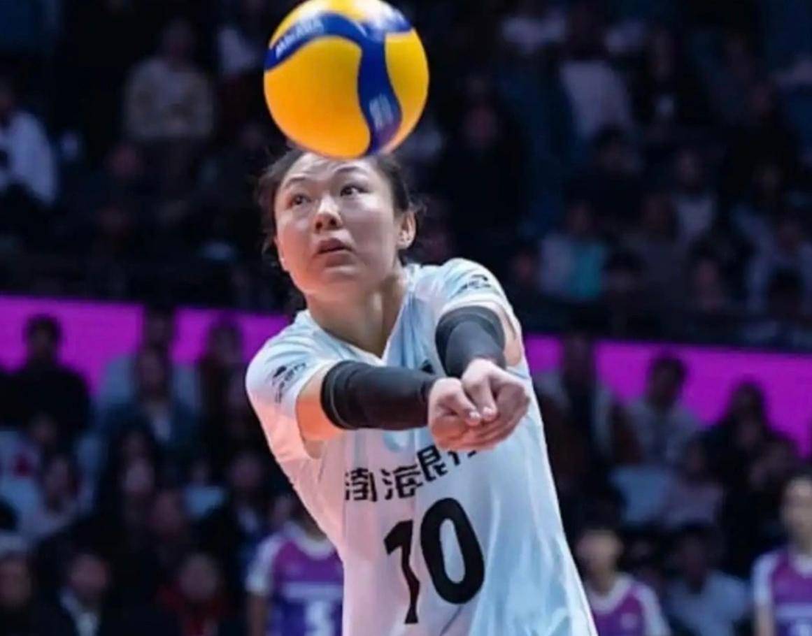 意外！女排新贵公开最新名单，天津自由人被挖角，名帅外孙也在内